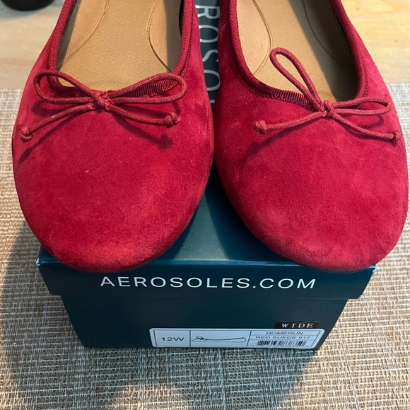 Aerosoles red suede flats 12W - Picture 4 of 6